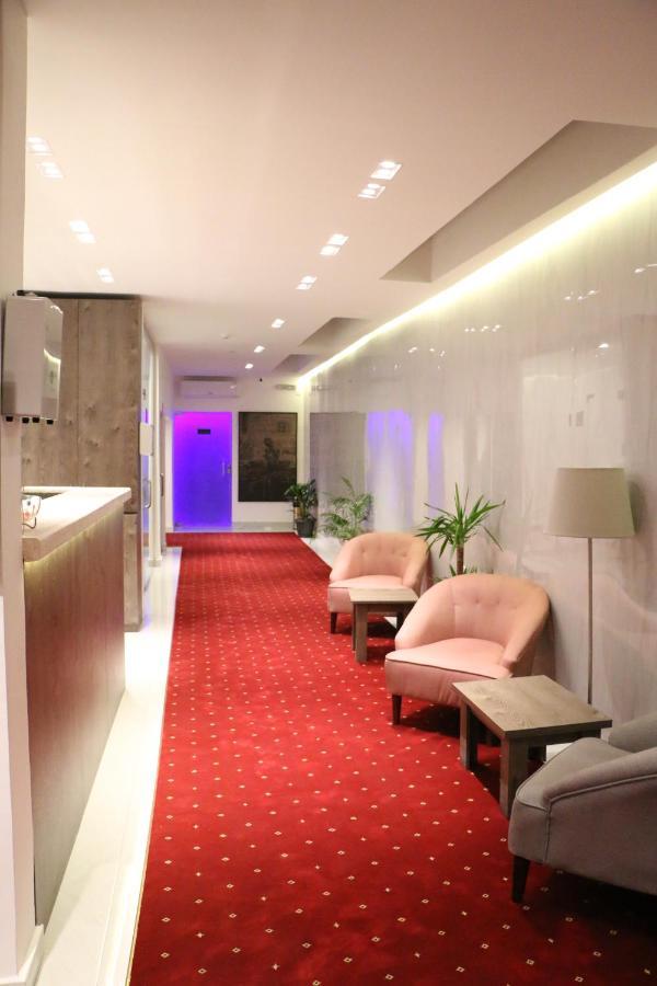 Mandaren Suites 타이프 외부 사진